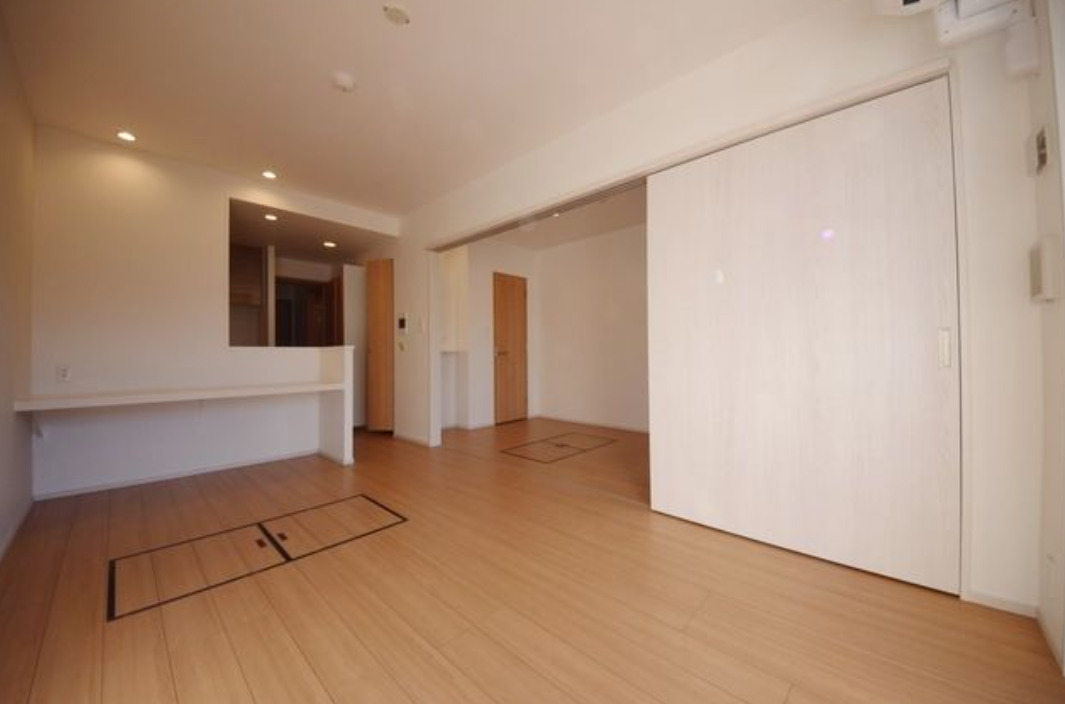 居室・リビング　※別部屋参考写真