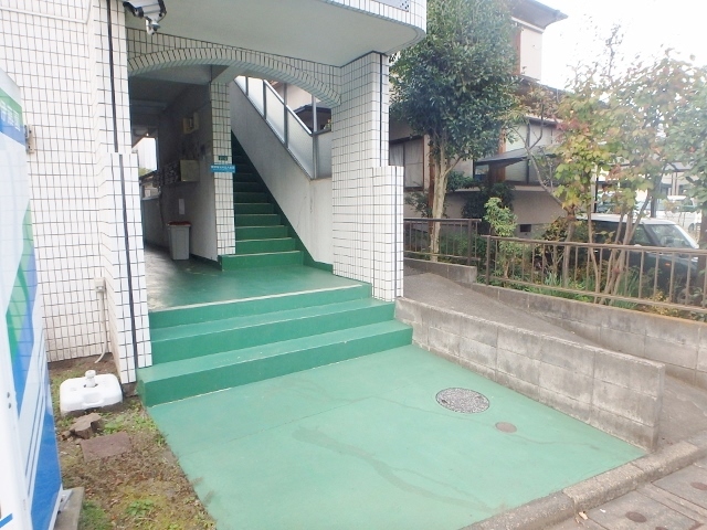 エントランス　エントランス