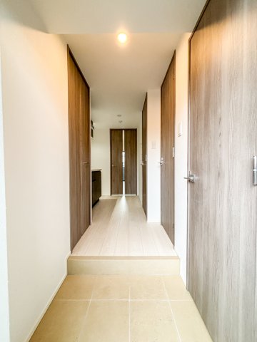 玄関　シューズボックス付きの玄関☆