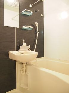 バス・シャワールーム　壁がオシャレなバスルーム★（同一仕様写真）