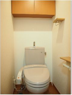 トイレ　人気のバストイレ別（同一仕様写真）