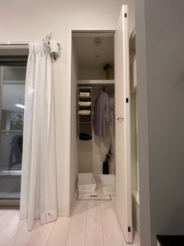 収納　モデルルームイメージのため、現況を優先いたします。