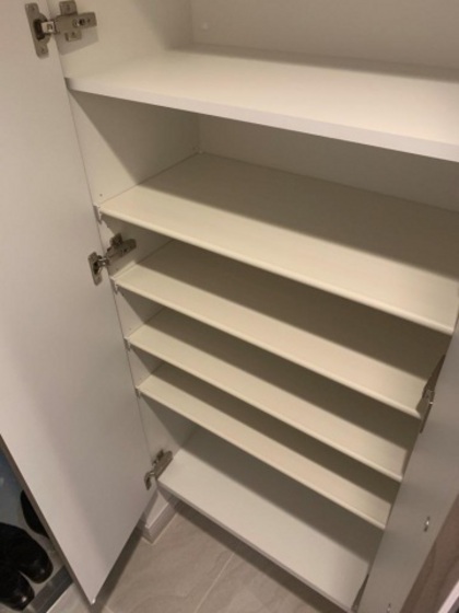 玄関　※別部屋の写真です