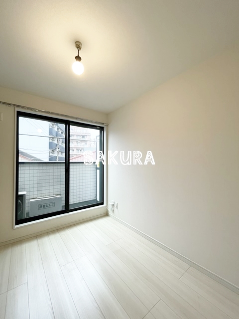 居室・リビング　使いやすい形の為、レイアウトを楽しめます♪