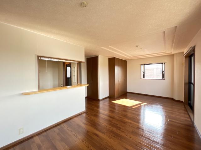 居室・リビング　リビング