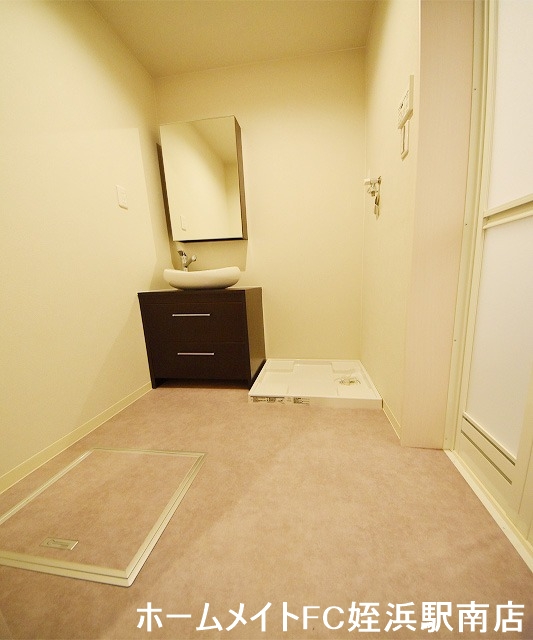 洗面設備　★洗面脱衣所もしっかりあります★参考写真