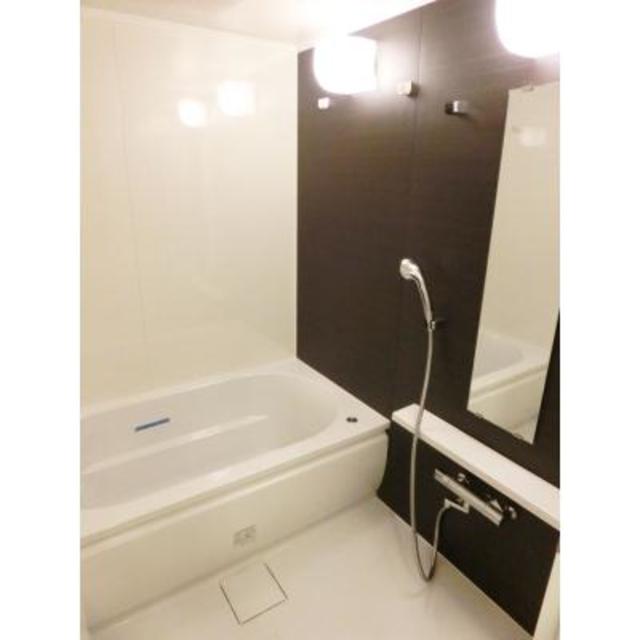 バス・シャワールーム　※写真は同タイプ住戸です。