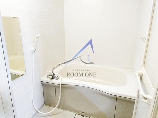 バス・シャワールーム　お風呂です。