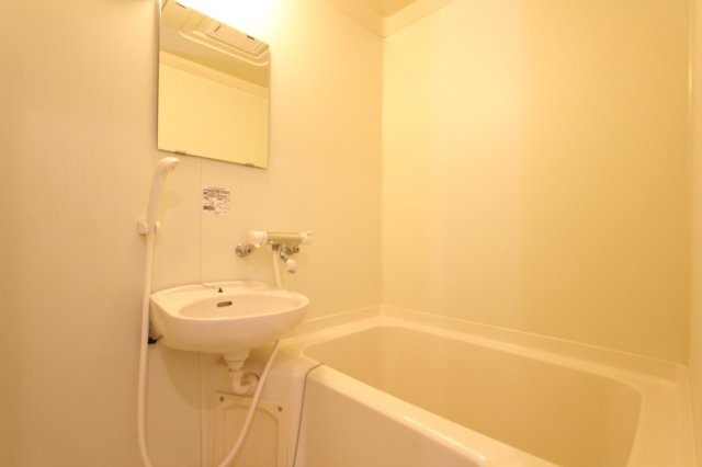 バス・シャワールーム　同仕様