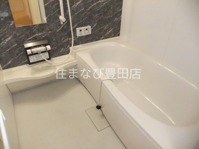 バス・シャワールーム　同型別部屋写真