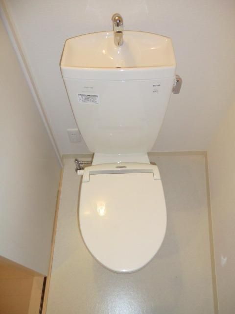 トイレ　洋式のトイレ