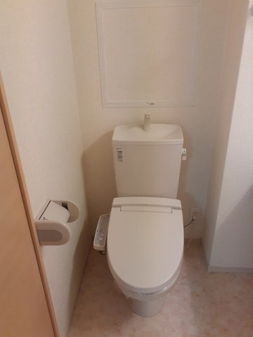 トイレ　ゆったりとした空間のトイレです