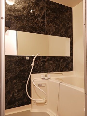 バス・シャワールーム　きれいなお風呂です