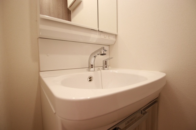 洗面設備　※別室の参考写真の為、現況優先です。