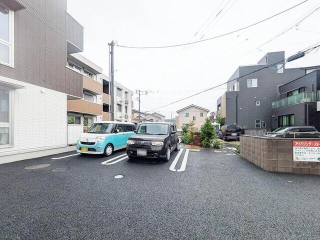 駐車場　駐車場