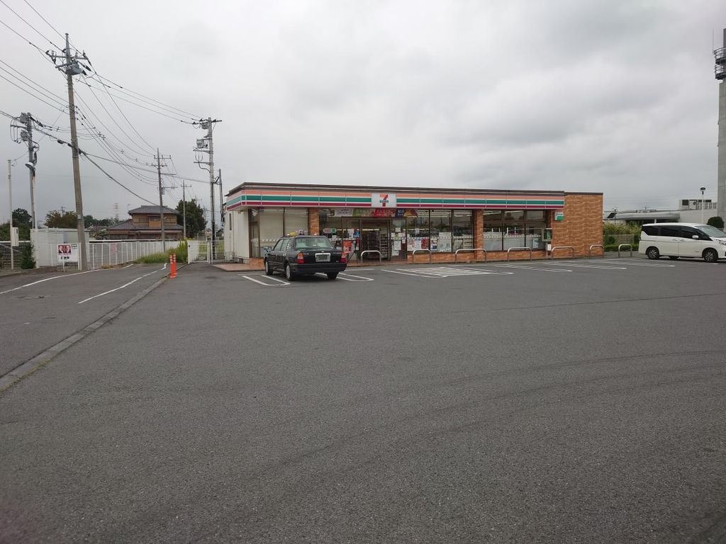 コンビニ　セブンイレブン 本庄西富田店（コンビニ）まで270m