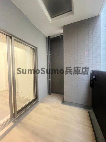 バルコニー　バルコニーからの眺めを楽しみながら食事をしませんか