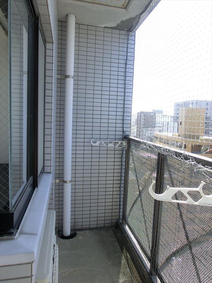 バルコニー　同じ間取りの別部屋の写真です。