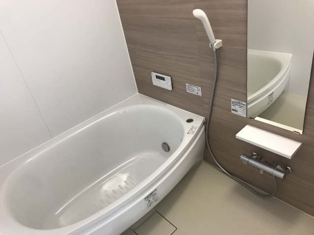 バス・シャワールーム