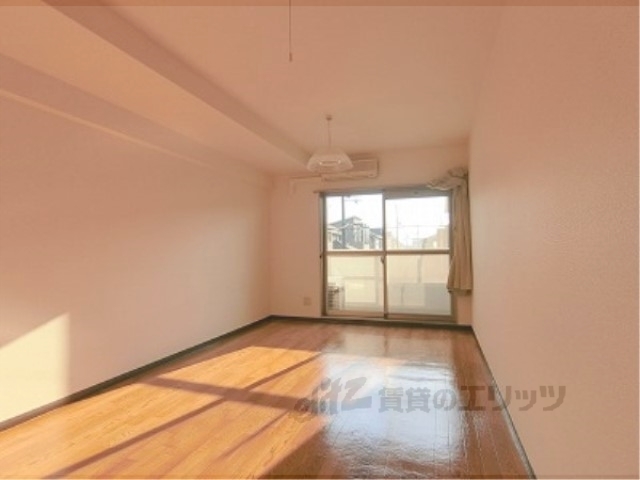 居室・リビング　洋室