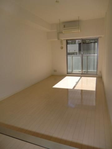 その他部屋・スペース　広々とした洋室☆