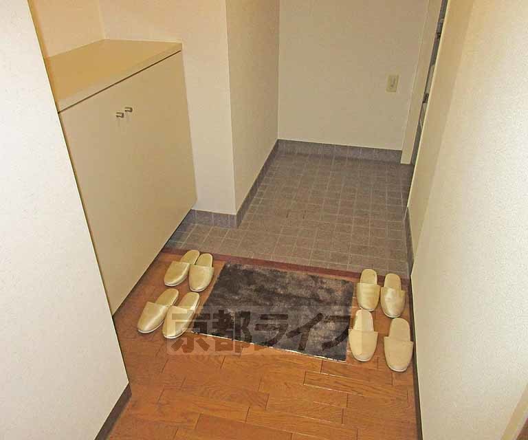 玄関　広め玄関です！