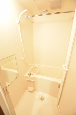 バス・シャワールーム　別号室画像。ご参考下さい