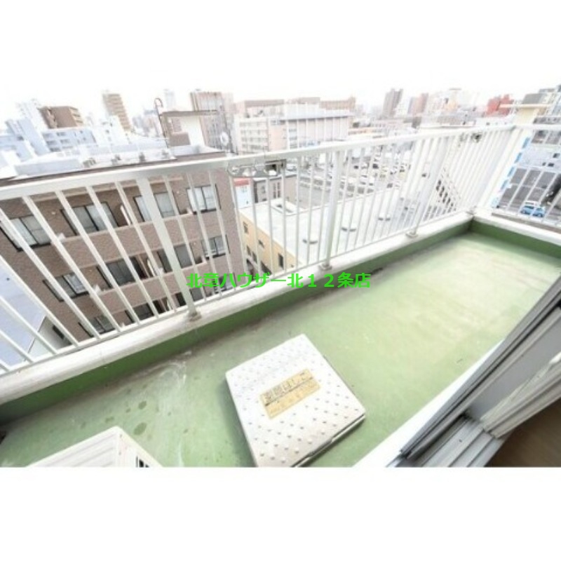 バルコニー　バルコニー