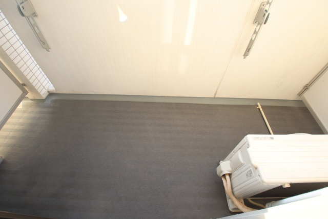 バルコニー　※別室の参考写真の為、現況優先です。