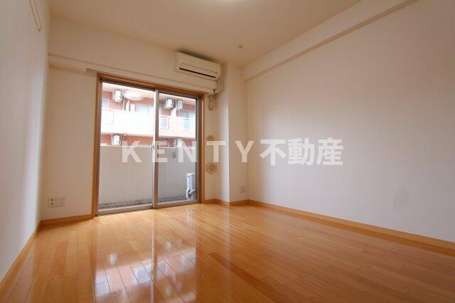 居室・リビング　ゆったりとした居間です