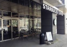 飲食店　スターバックスコーヒー金町駅南口店（飲食店）まで708m