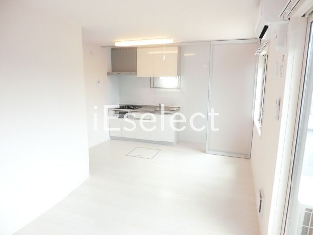 居室・リビング　広々とした20帖の洋室です。