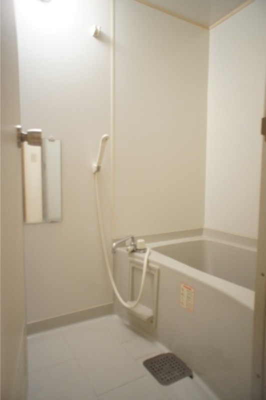 バス・シャワールーム　図面と現状に相違がある場合には現状を優先