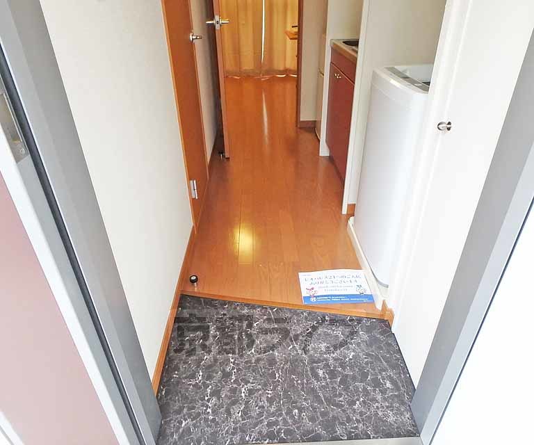 玄関　玄関から廊下にかけて