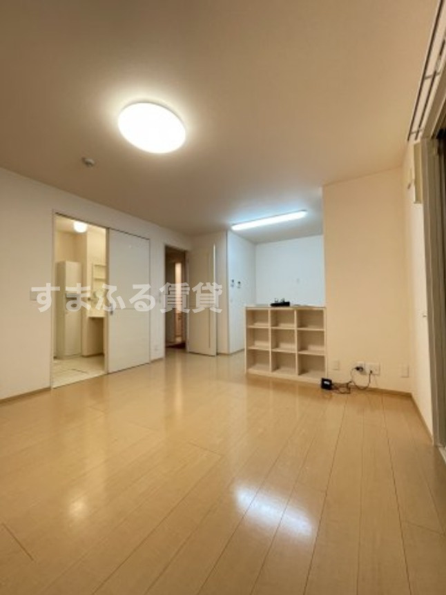 居室・リビング　同仕様　同施工会社　リビング