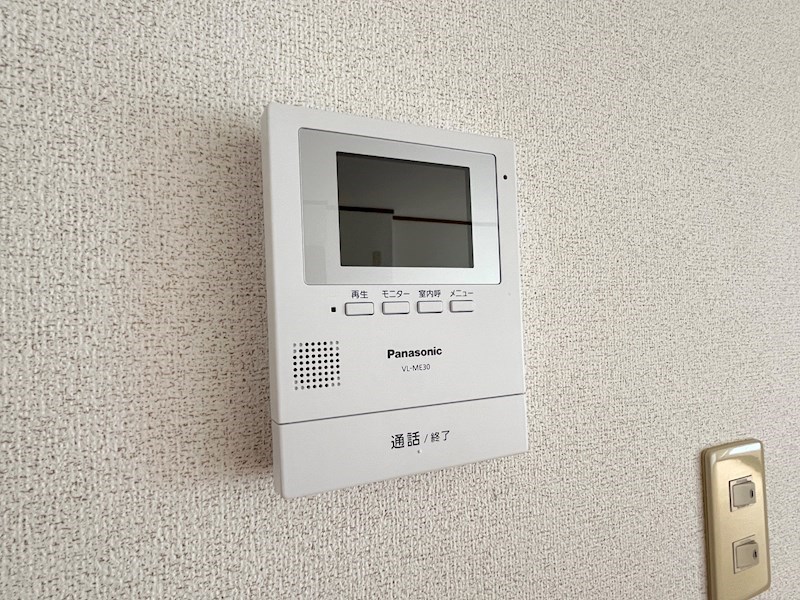 セキュリティ　当物件の参考写真です。(同建物の部屋)