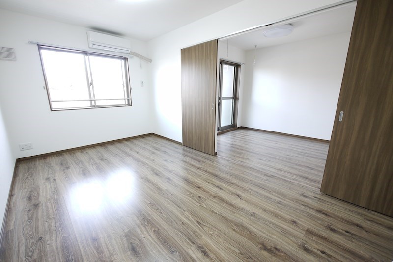 居室・リビング　同仕様写真