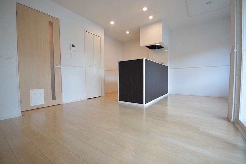 居室・リビング　10帖以上あるリビングです♪