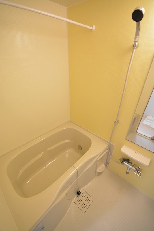 バス・シャワールーム　ゆっくり疲れを癒せるお風呂です♪