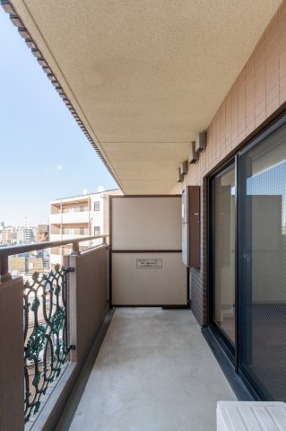 バルコニー　便利で嬉しいバルコニー付きです♪