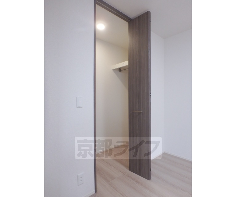 収納　ウオークインクローゼットです。