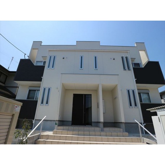 建物外観　オートロック付き！