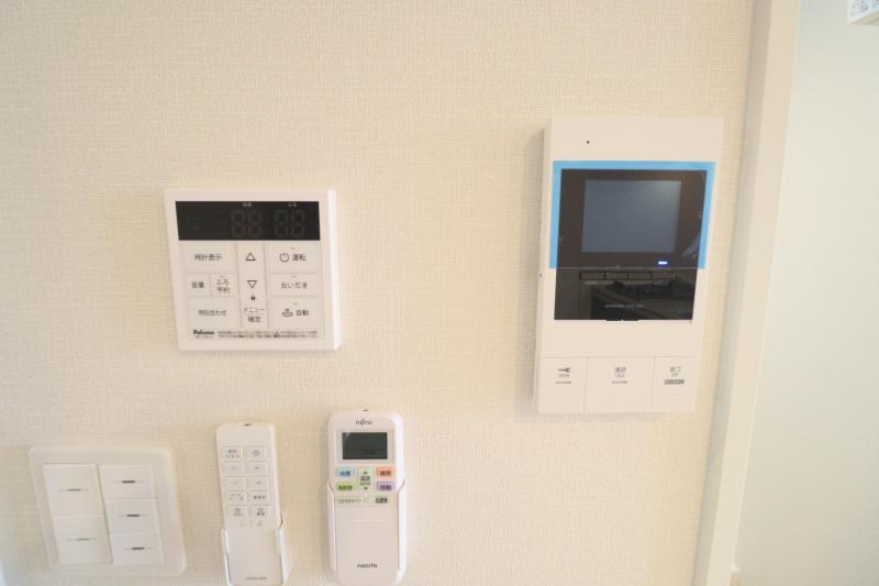 セキュリティ　TVインターホンと給湯器