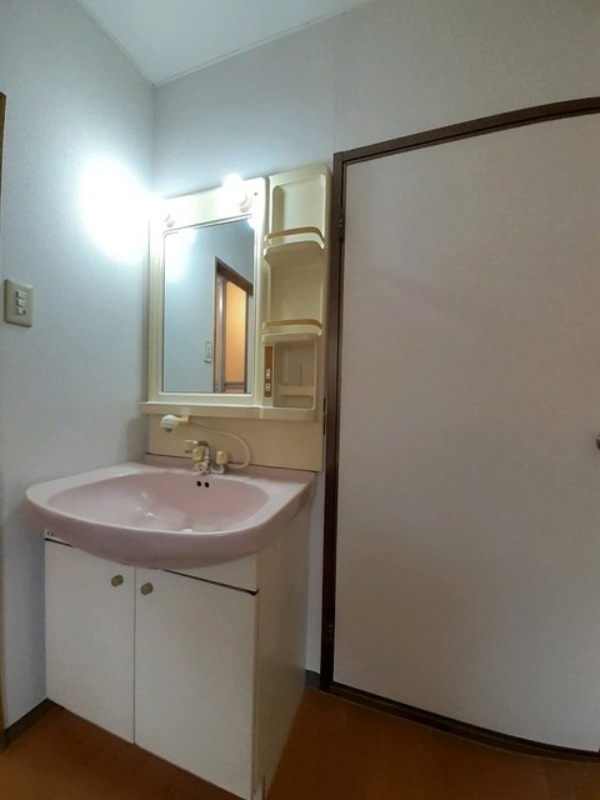 洗面設備　図面と現状に相違がある場合には現状を優先