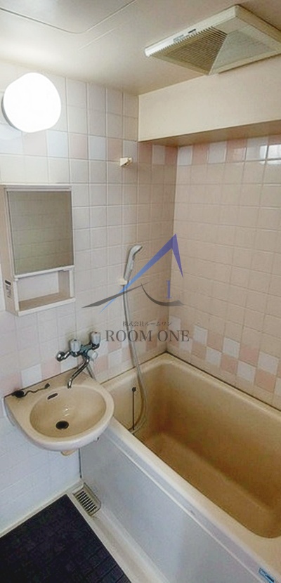 バス・シャワールーム　お風呂です。