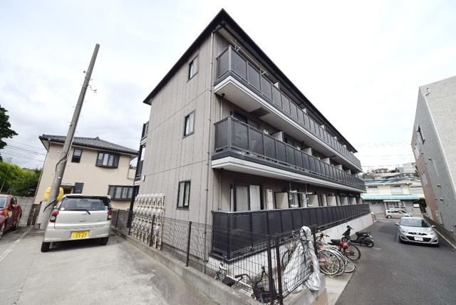 建物外観　初めての１人暮らしにもオススメ