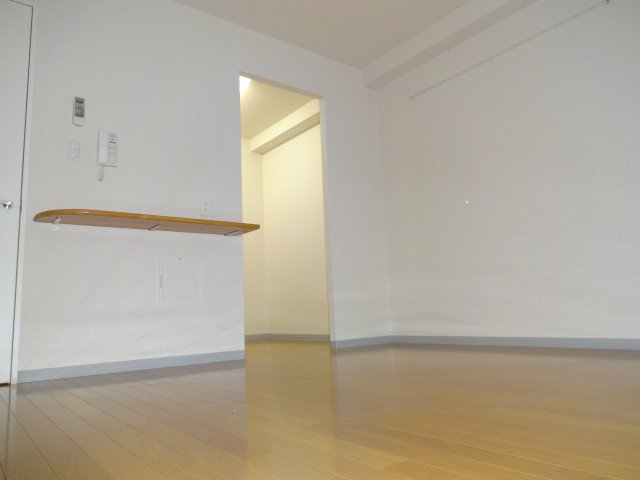 居室・リビング　別部屋参考写真です