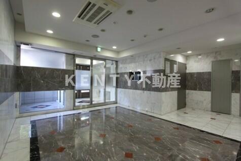 ロビー　落ち着いたロビーです