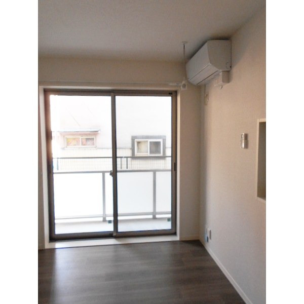 居室・リビング　【女性のお一人暮らしでも安心のセキュリティ♪】