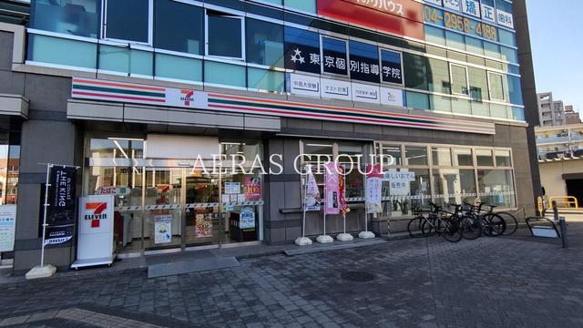 コンビニ　セブン-イレブン 狭山市駅東口店（コンビニ）まで437m